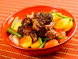 Recette : Agneau confit aux pommes de terres nouvelles